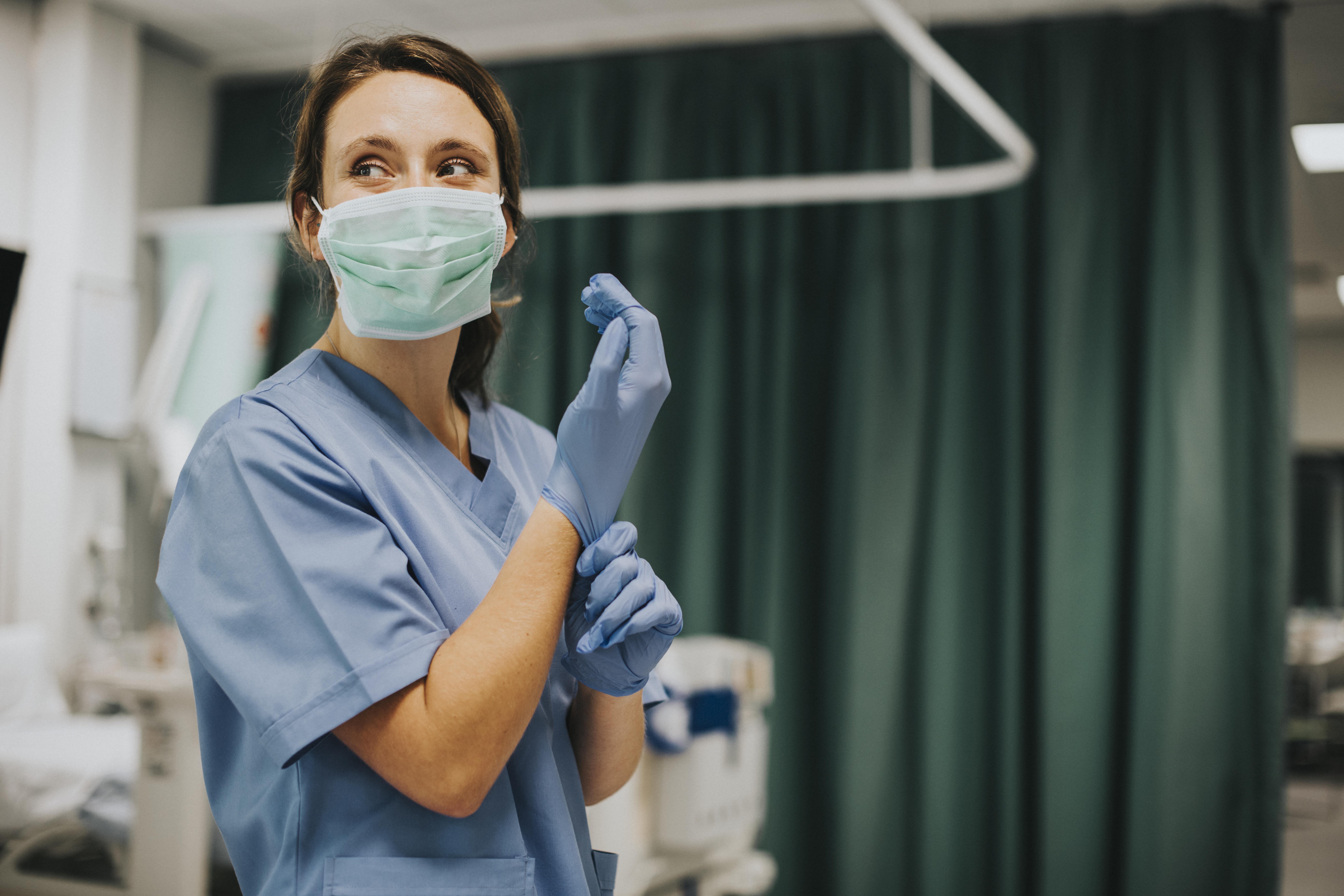 Medical Esthetician Courses in Canada: A Detailed Guide (2026)